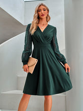 Women's long-sleeved dress for autumn and winter, trendy V-neck jacquard