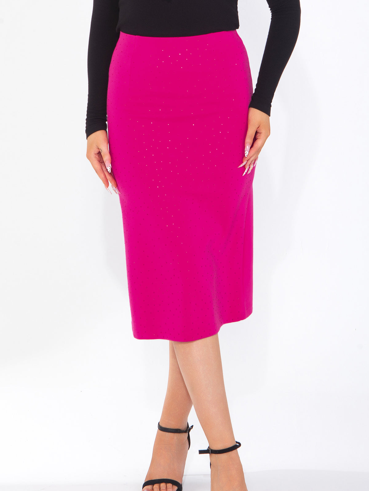 Women's midi skirt is fashionable and stylish, wrinkle free, with elastic pockets for office environment