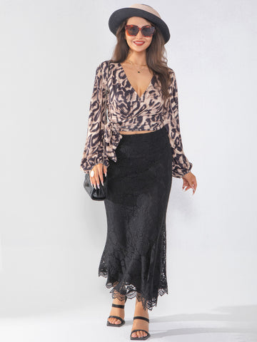 Women's  skirt with lace hollow out, classic and fashionable for going on vacation