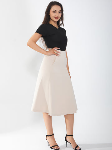 Ladies' midi skirt is fashionable and stylish, wrinkle free, with elastic pockets for office environment